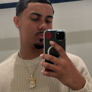 Meet your Posher, Jonathan